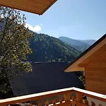 Amuse Chalet